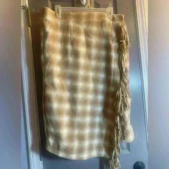Time & Tru pull on plaid fringe skirt in tan & white NWT women’s size Large - Picture 1 of 11